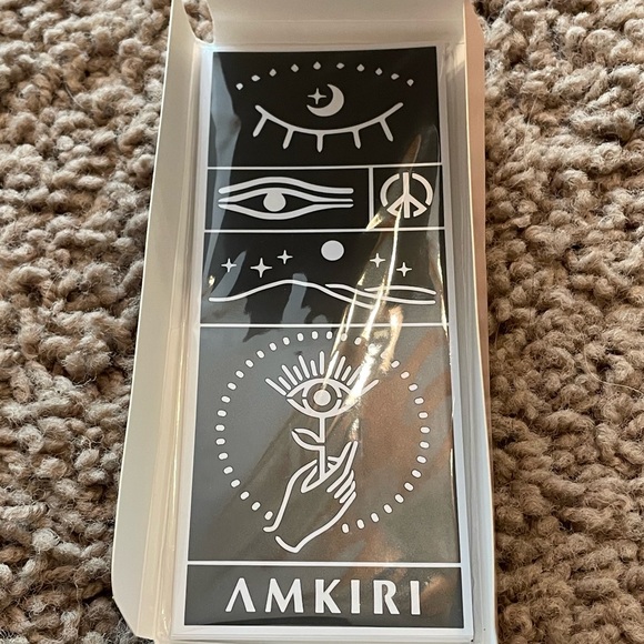 Amkiri NWT Stencil set 12 sheets - Picture 3 of 5